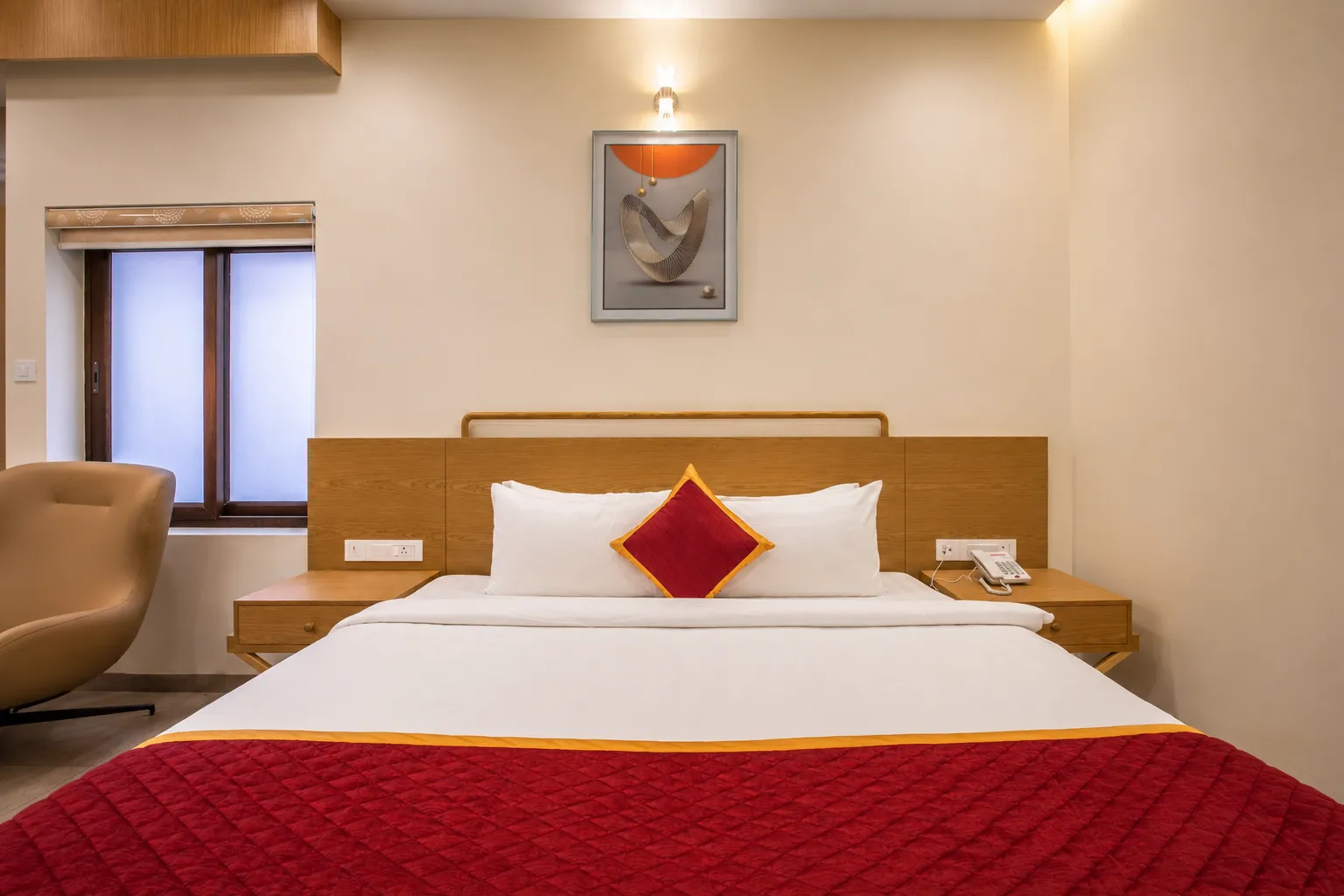 Deluxe Amenities